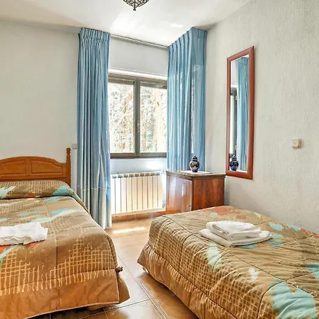 Awesome In With Wifi And 3 Bedrooms *